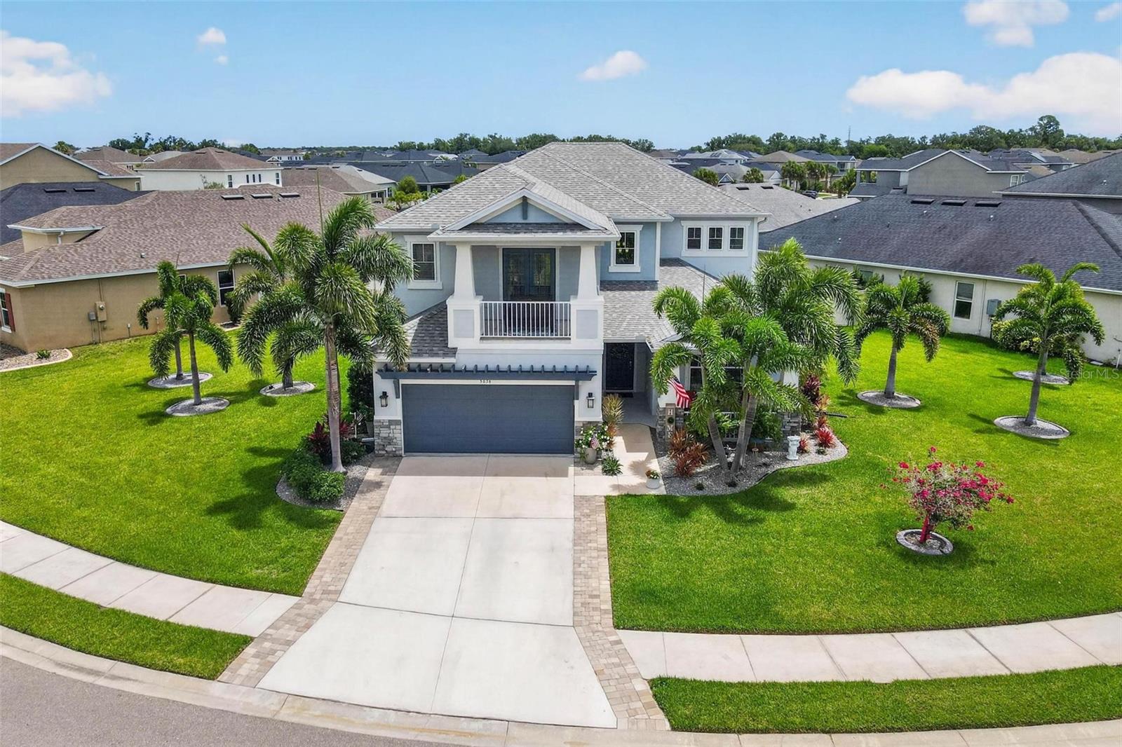 Single Family Residence in PALMETTO, FL - Daniel Dourado