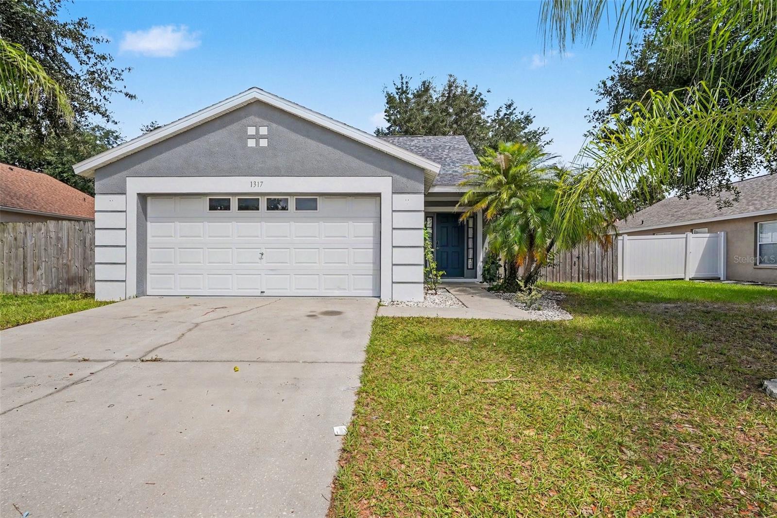 Single Family Residence em LUTZ, FL - Daniel Dourado