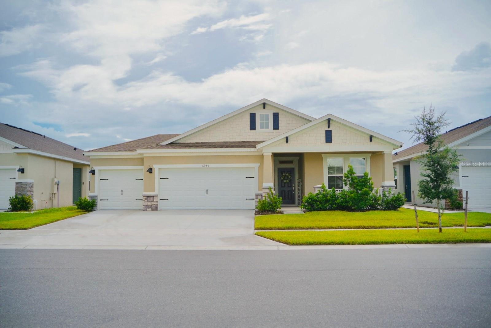 Single Family Residence em HARMONY, FL - Daniel Dourado