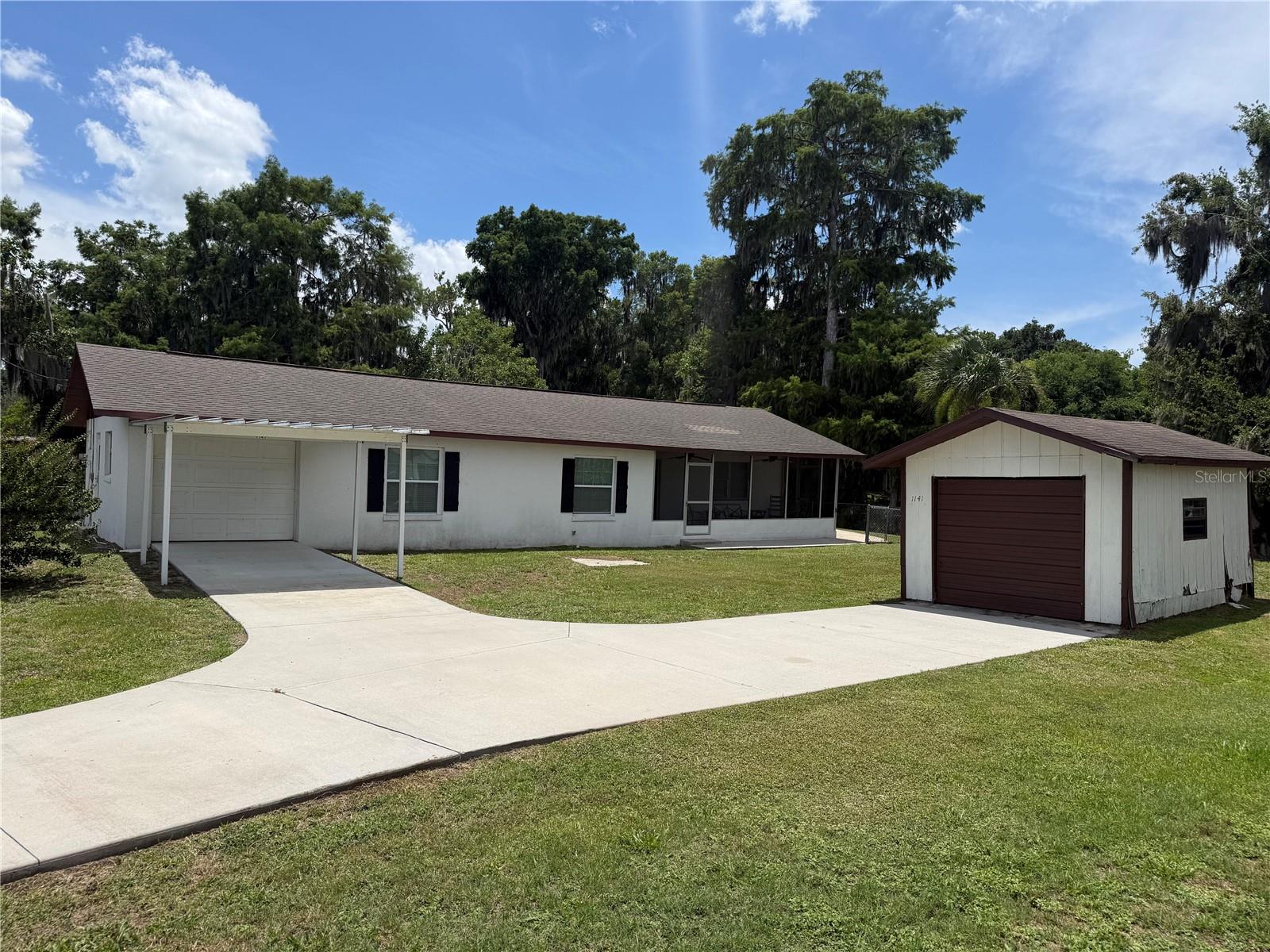 Single Family Residence em LAKE PANASOFFKEE, FL - Daniel Dourado