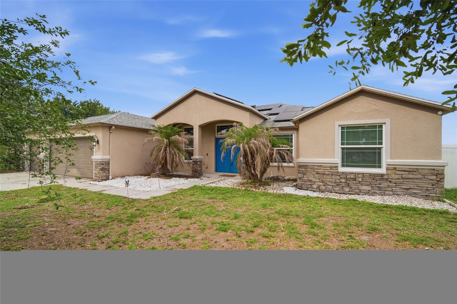 Single Family Residence em PLANT CITY, FL - Daniel Dourado