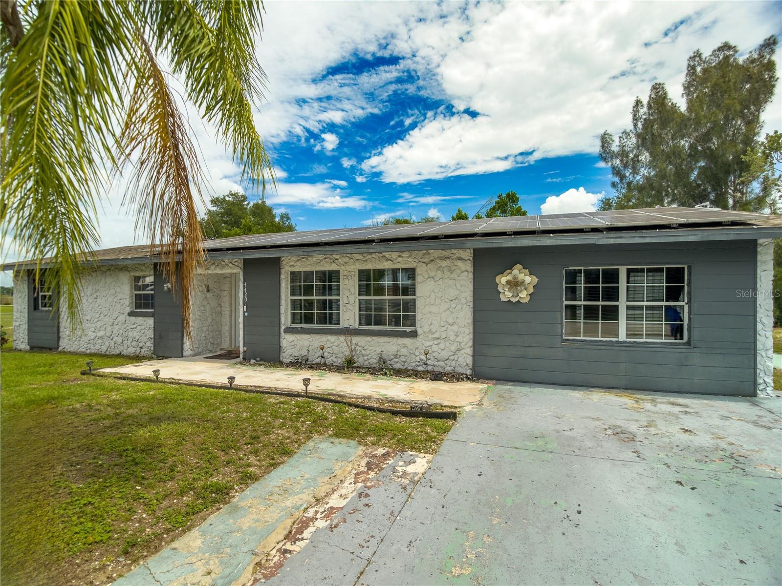 Single Family Residence em SEBRING, FL - Daniel Dourado
