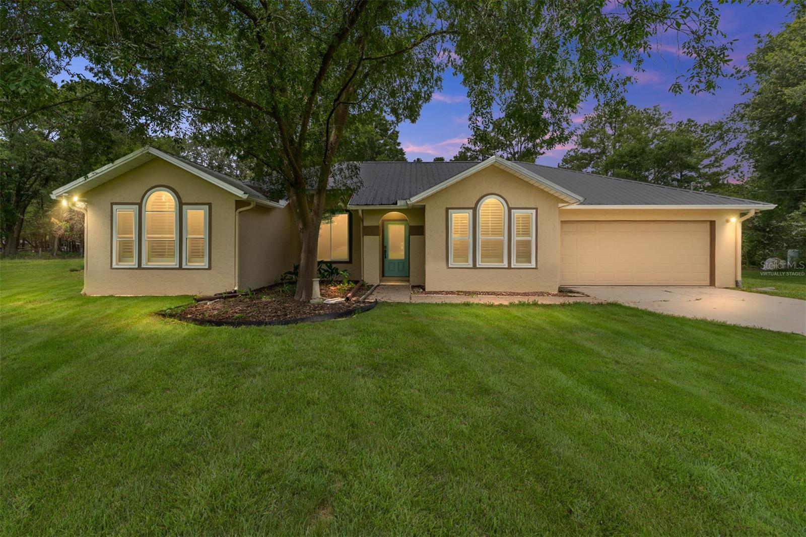 Single Family Residence em ALACHUA, FL - Daniel Dourado
