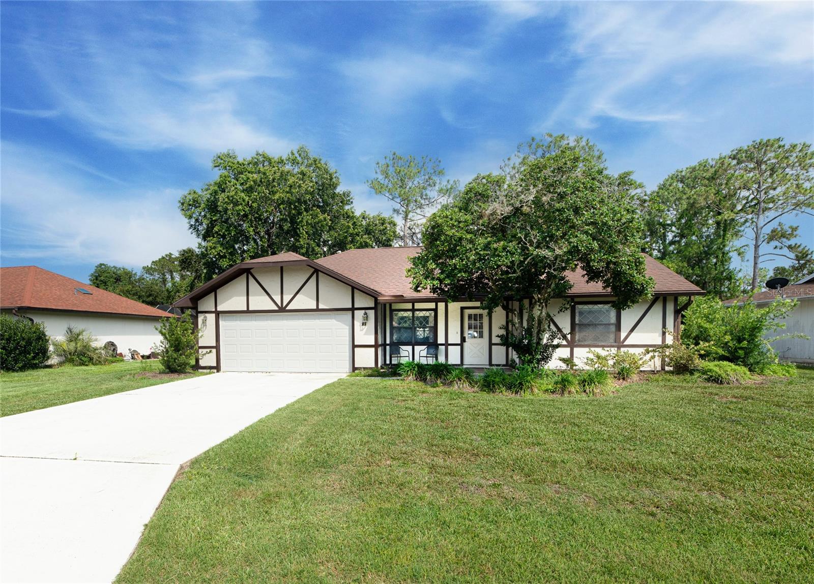 Single Family Residence in PALM COAST, FL - Daniel Dourado