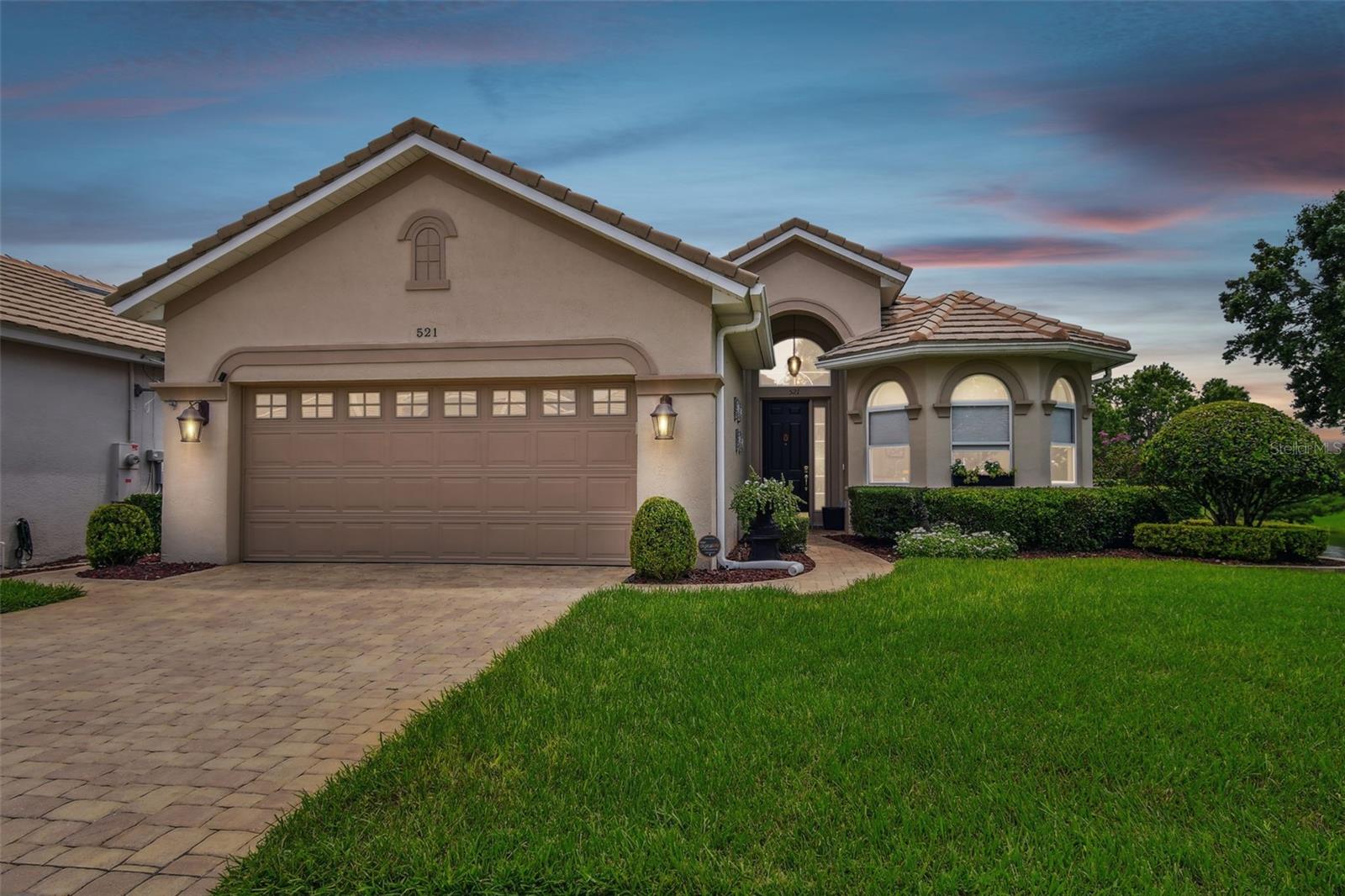 Single Family Residence in DEBARY, FL - Daniel Dourado