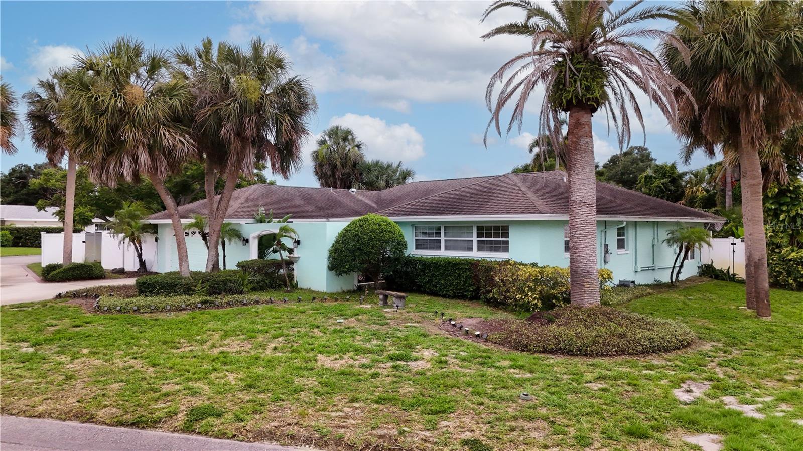 Single Family Residence em LARGO, FL - Daniel Dourado