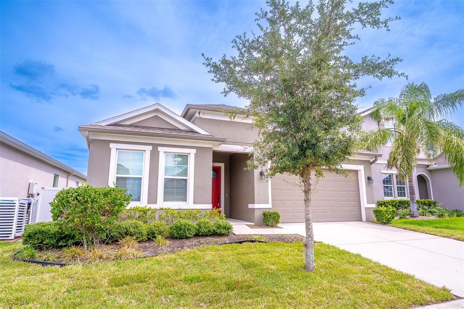 Single Family Residence in APOPKA, FL - Daniel Dourado