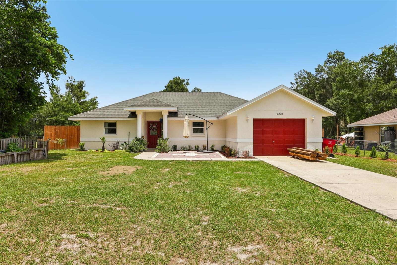 Single Family Residence em COLEMAN, FL - Daniel Dourado