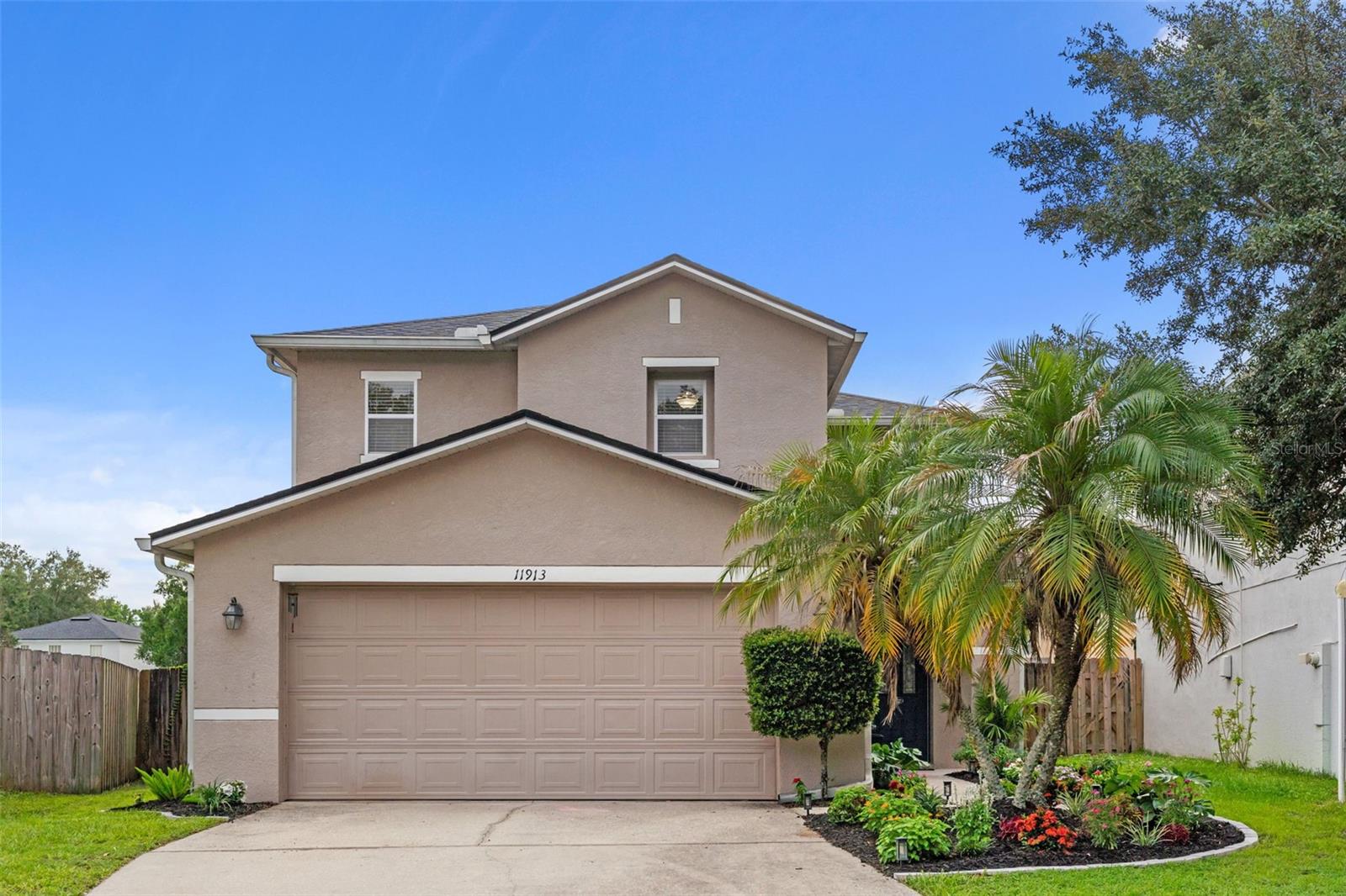 Single Family Residence in SEFFNER, FL - Daniel Dourado