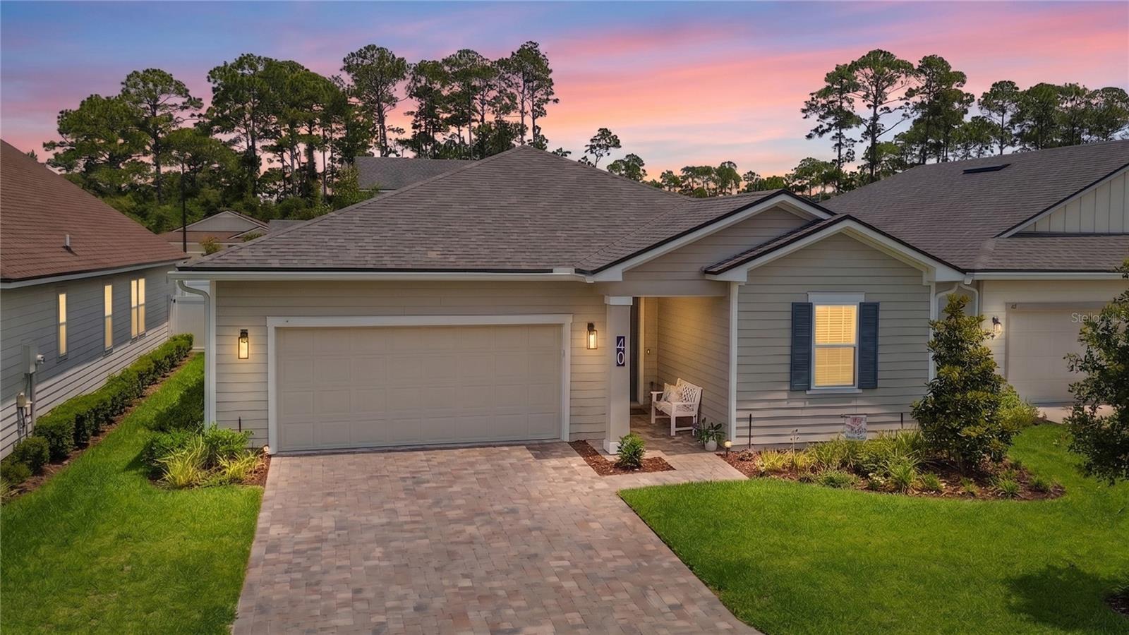 Single Family Residence in PALM COAST, FL - Daniel Dourado