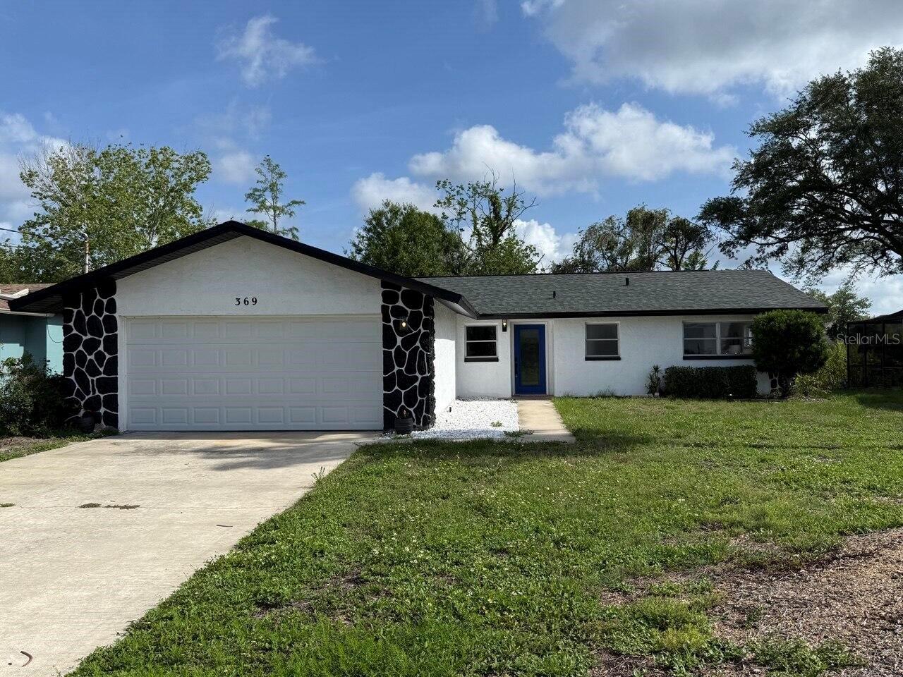 Single Family Residence in PALM HARBOR, FL - Daniel Dourado