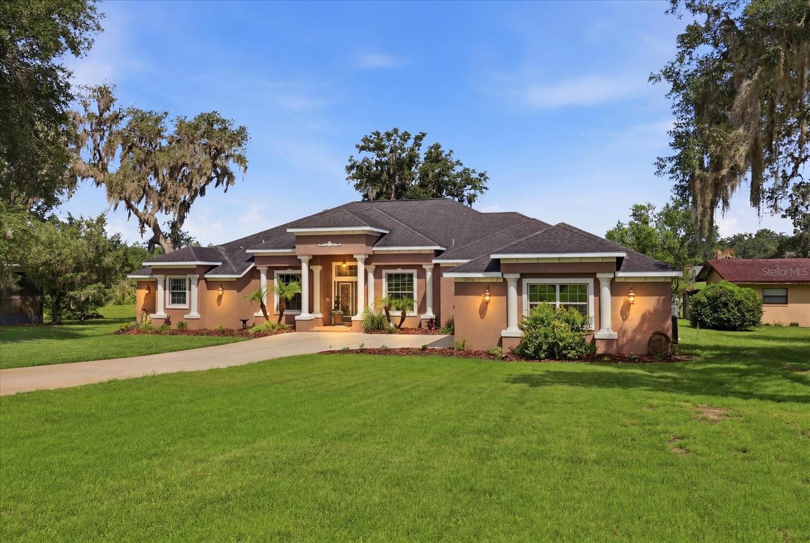 Single Family Residence in INVERNESS, FL - Daniel Dourado
