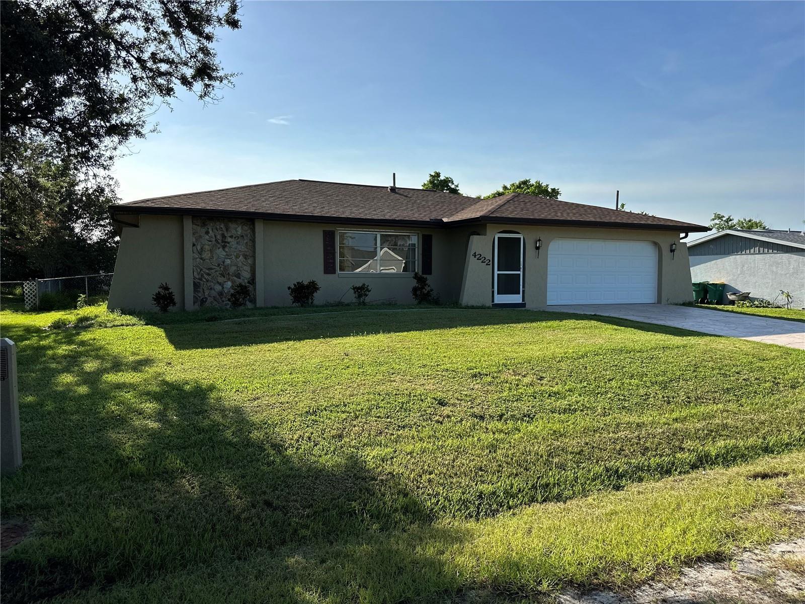 Single Family Residence in PORT CHARLOTTE, FL - Daniel Dourado