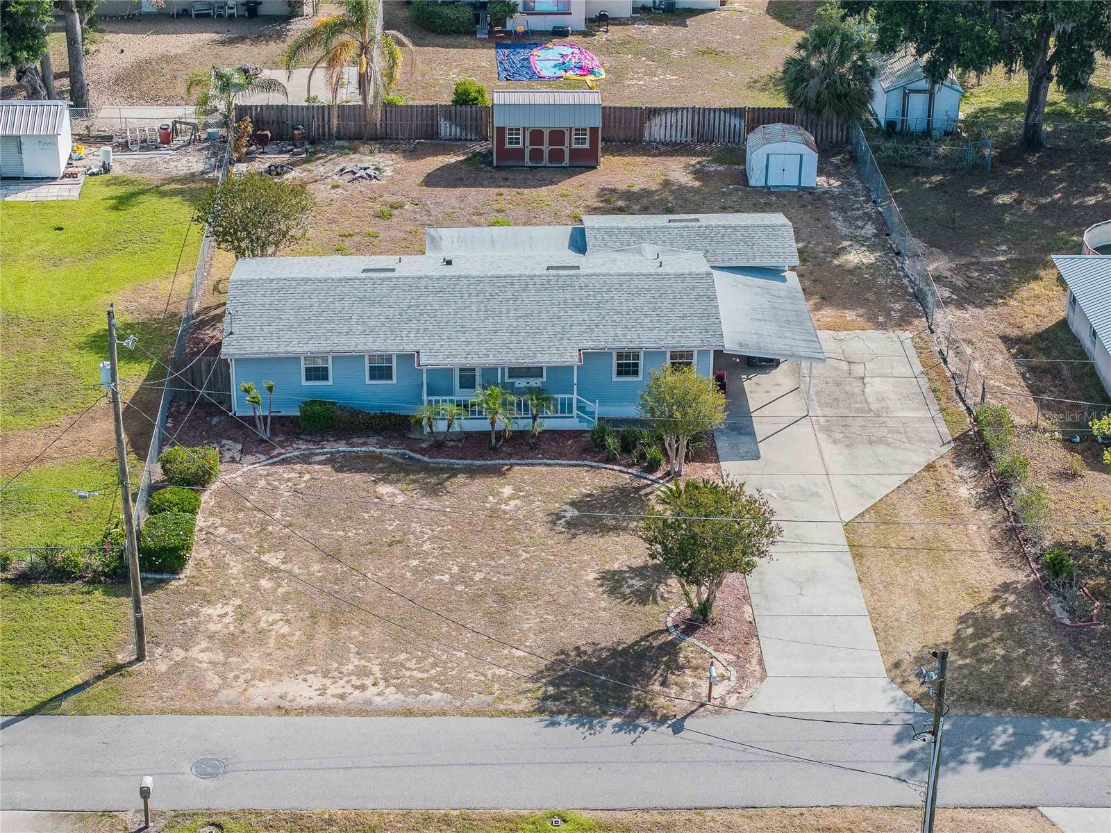 Single Family Residence em EAGLE LAKE, FL - Daniel Dourado