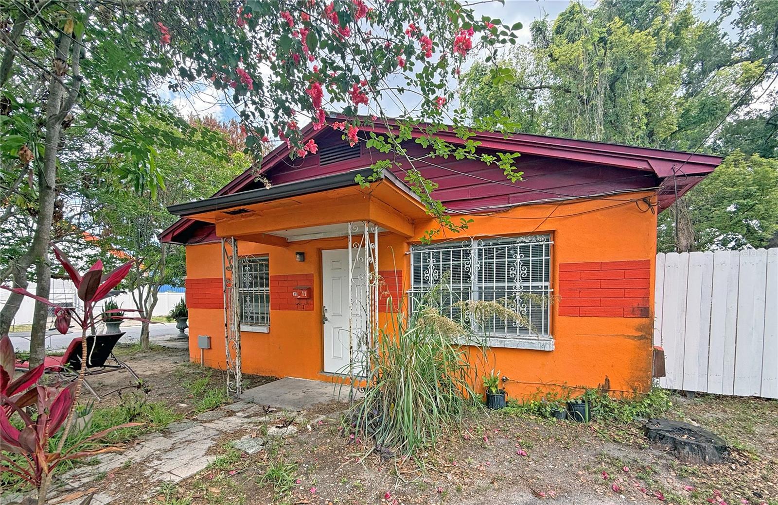 Single Family Residence in TAMPA, FL - Daniel Dourado