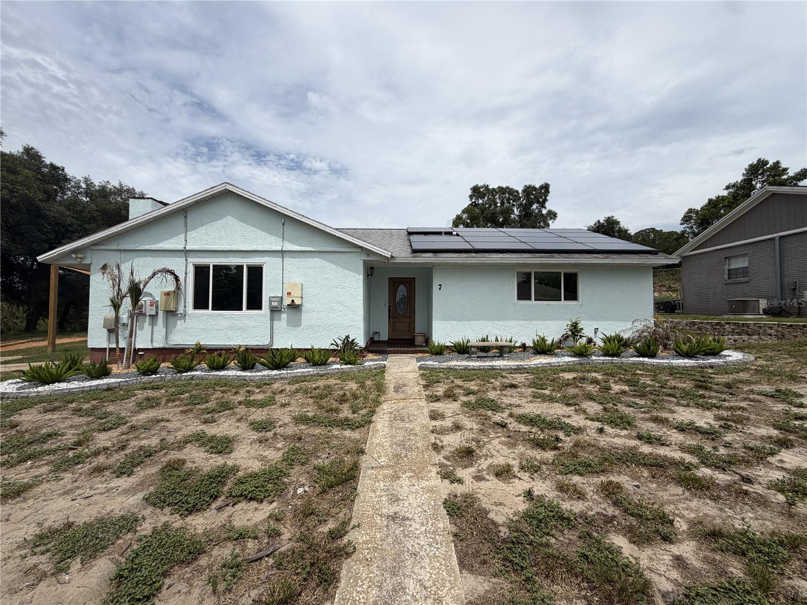 Single Family Residence in DAVENPORT, FL - Daniel Dourado