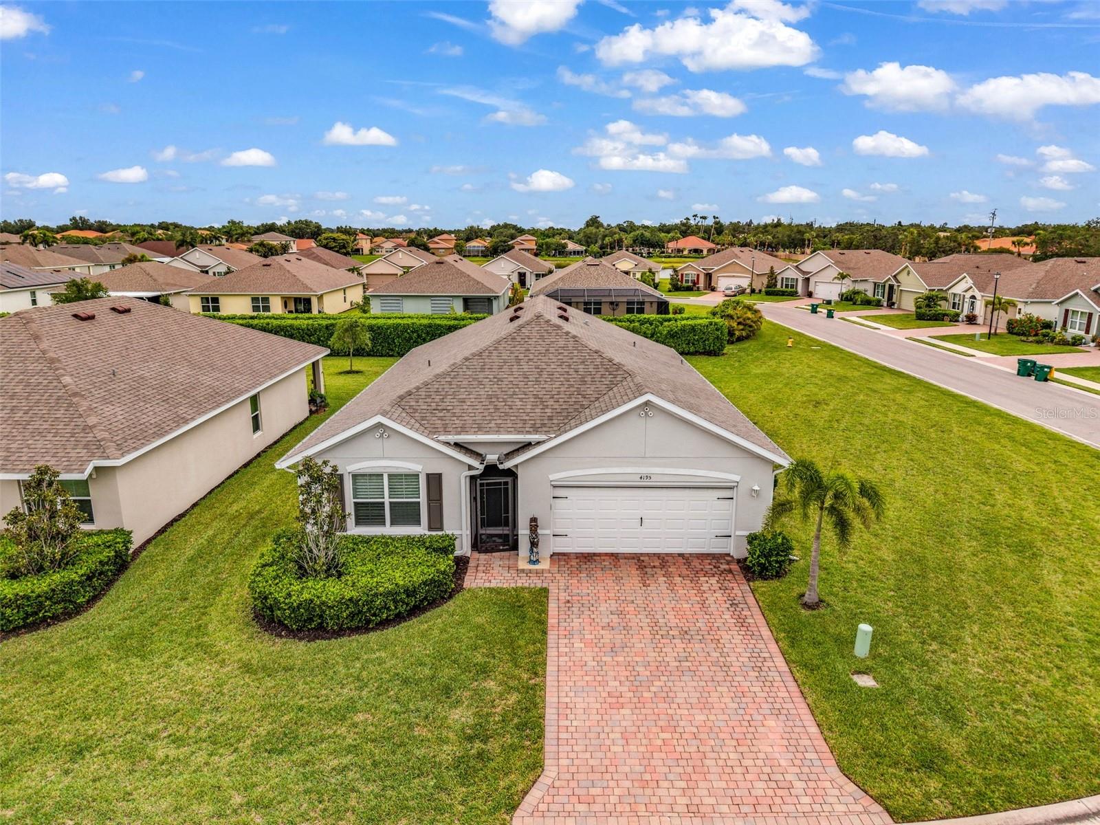 Single Family Residence in PUNTA GORDA, FL - Daniel Dourado