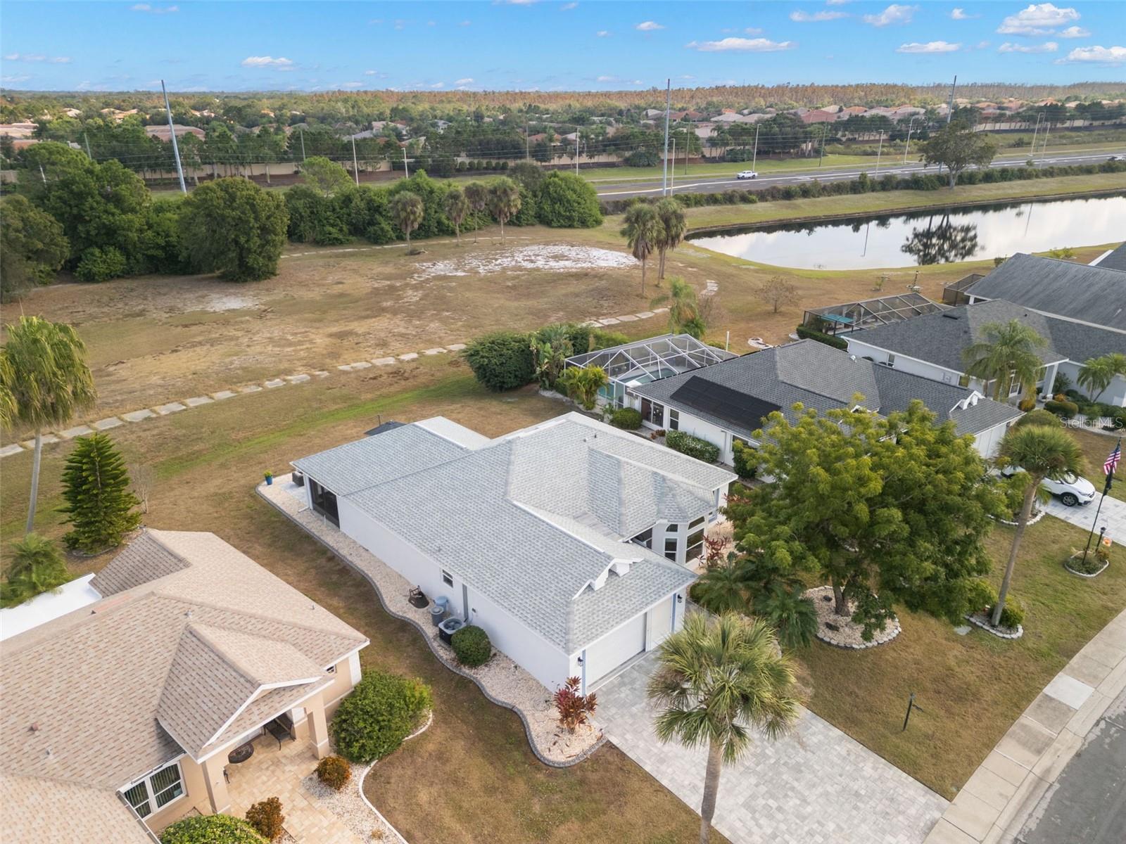 Single Family Residence in SUN CITY CENTER, FL - Daniel Dourado
