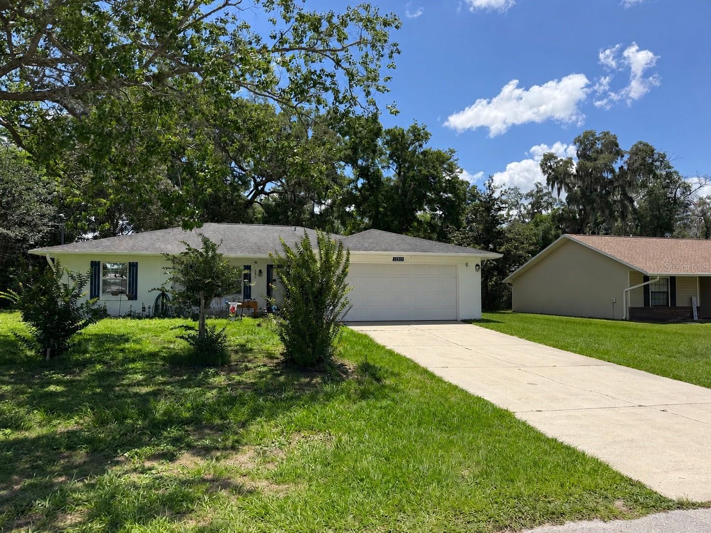 Single Family Residence em BELLEVIEW, FL - Daniel Dourado