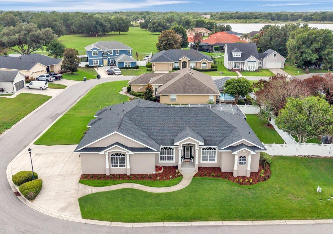 Single Family Residence em WINTER HAVEN, FL - Daniel Dourado