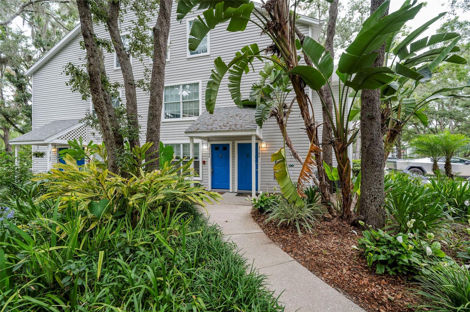 Condominium in TAMPA, FL - Daniel Dourado