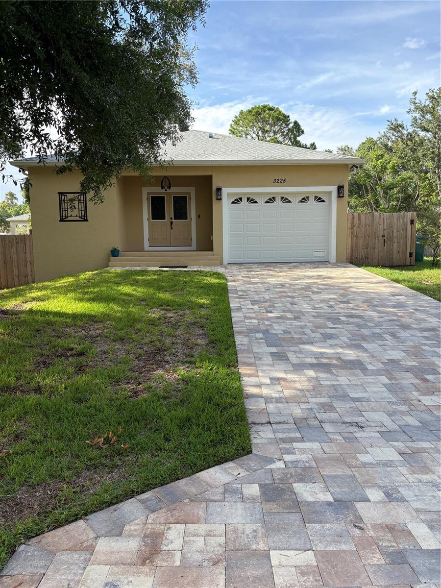 Single Family Residence em CLEARWATER, FL - Daniel Dourado