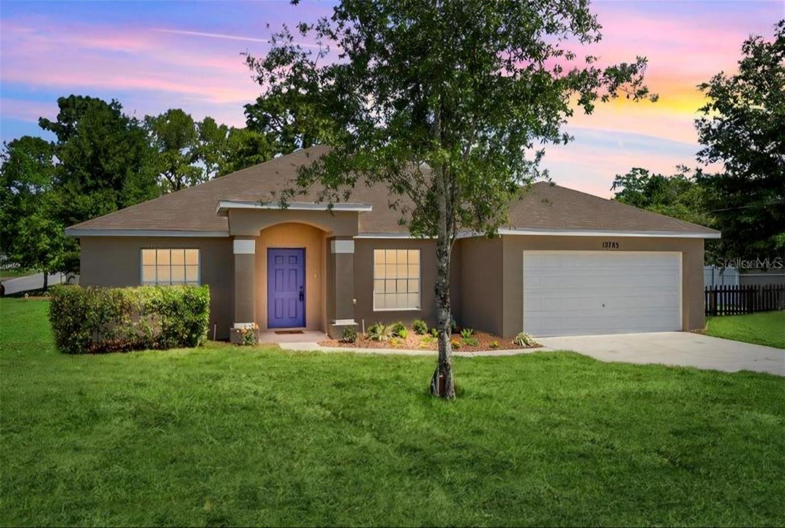 Single Family Residence em SPRING HILL, FL - Daniel Dourado
