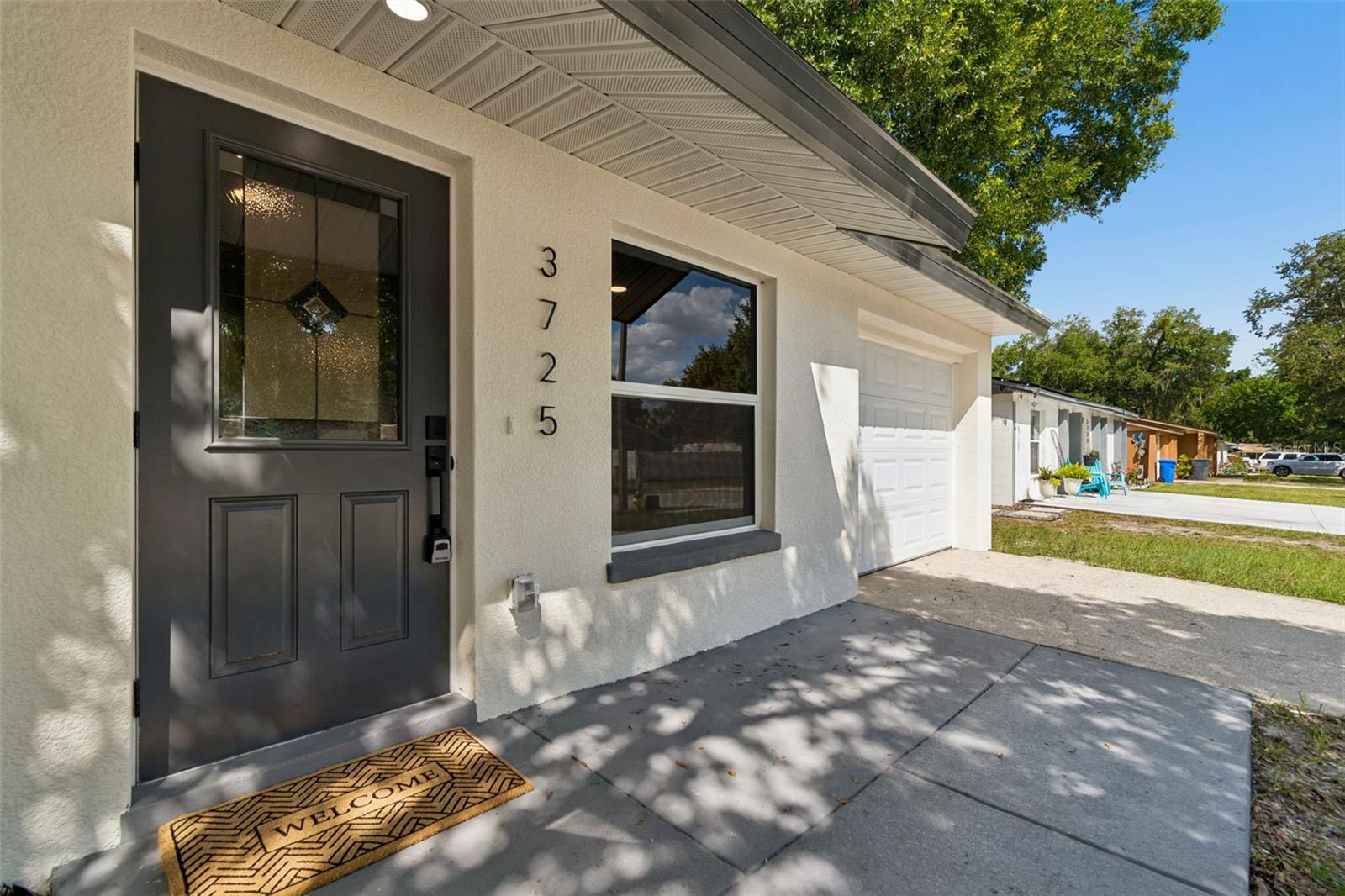 Single Family Residence in TAMPA, FL - Daniel Dourado