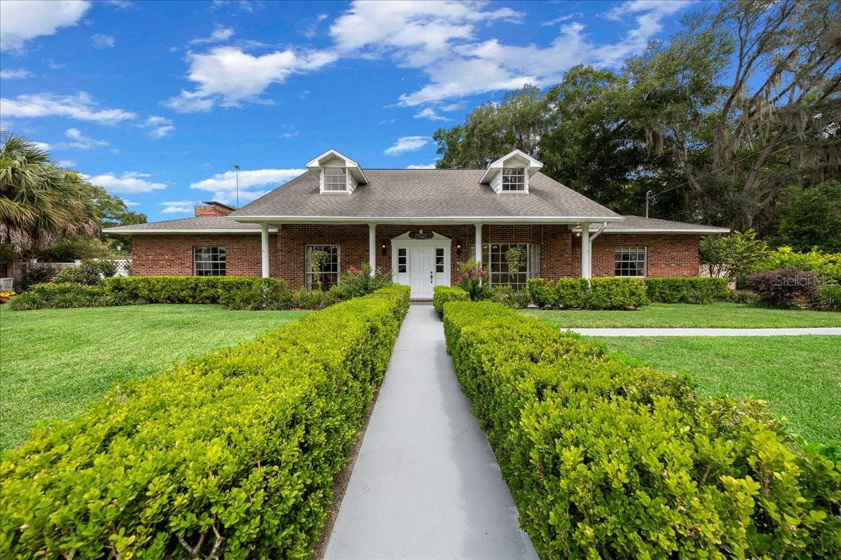 Single Family Residence in OCALA, FL - Daniel Dourado