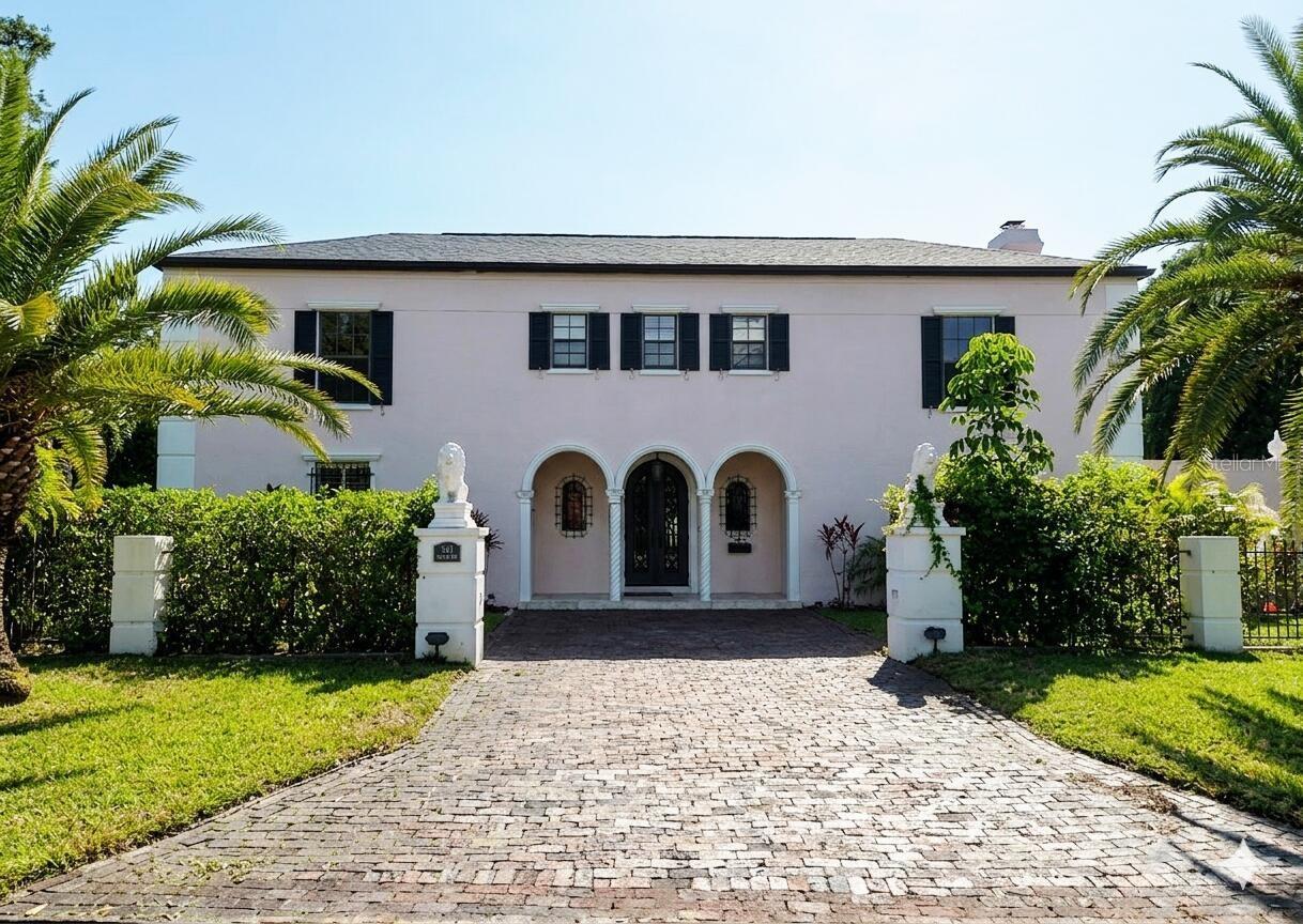 Single Family Residence em ST PETERSBURG, FL - Daniel Dourado