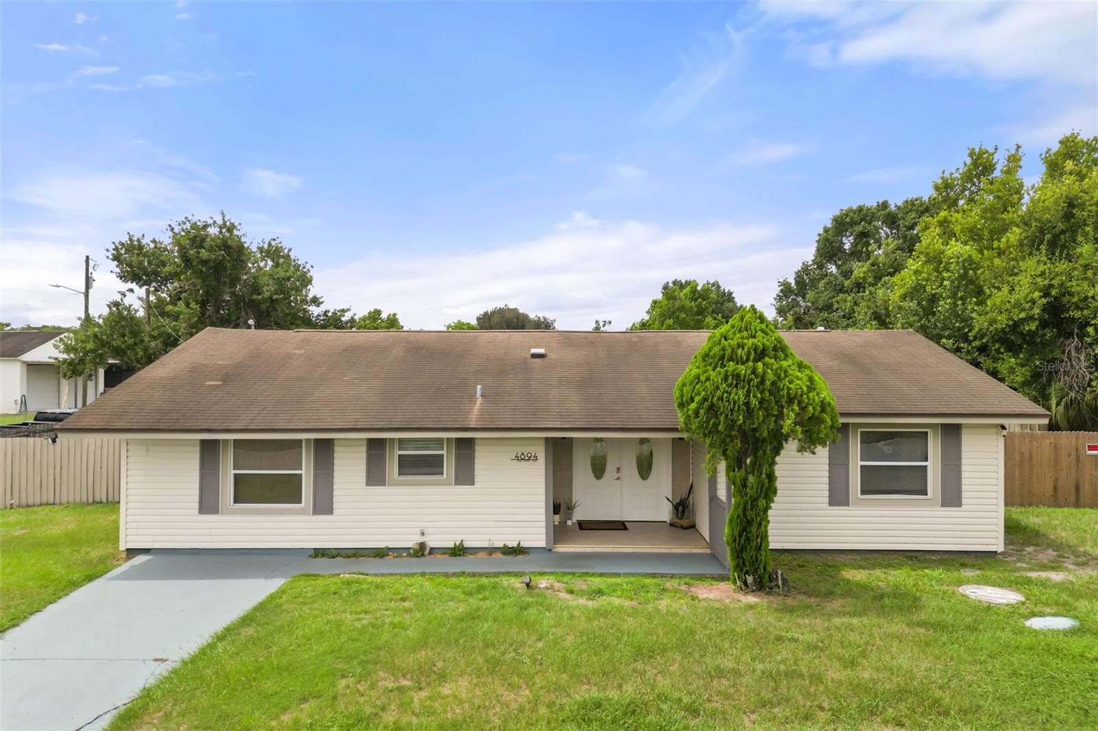 Single Family Residence in KISSIMMEE, FL - Daniel Dourado