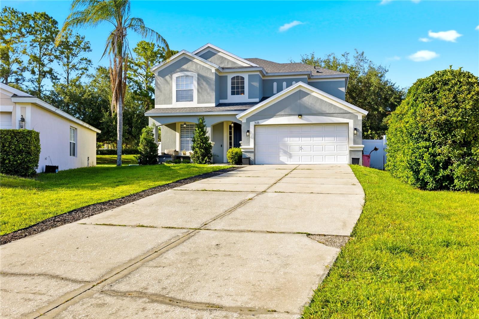 Single Family Residence in CASSELBERRY, FL - Daniel Dourado