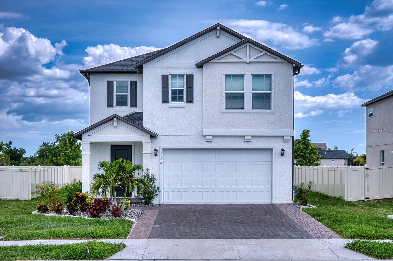 Single Family Residence in PALMETTO, FL - Daniel Dourado