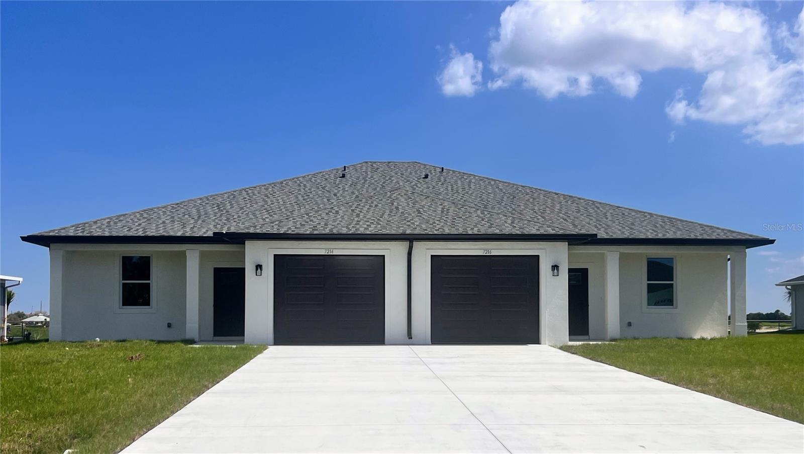 Duplex in PORT CHARLOTTE, FL - Daniel Dourado