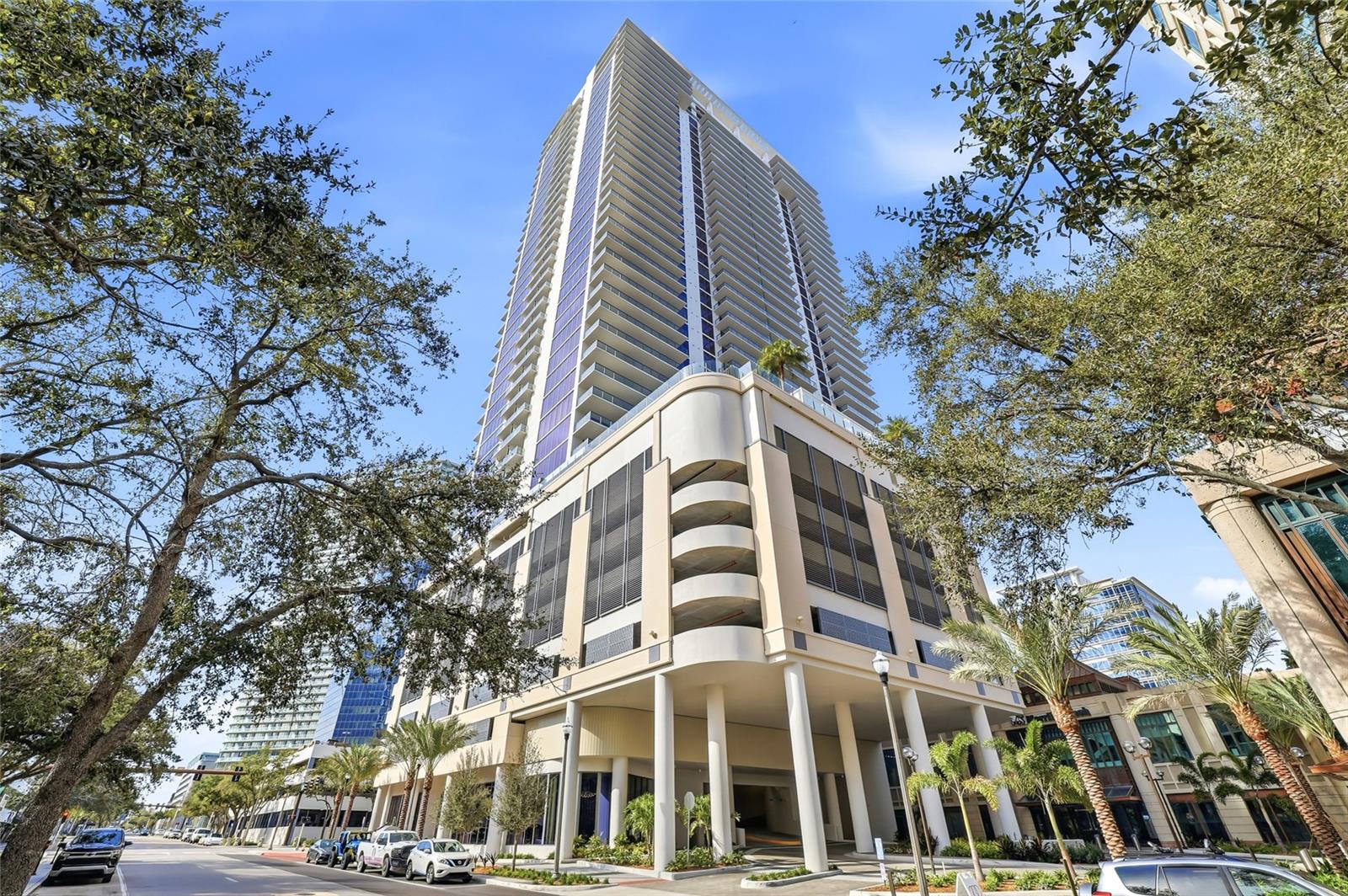 Condominium em ST PETERSBURG, FL - Daniel Dourado