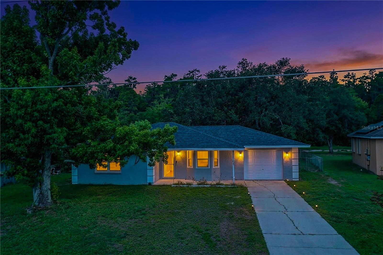 Single Family Residence em POINCIANA, FL - Daniel Dourado