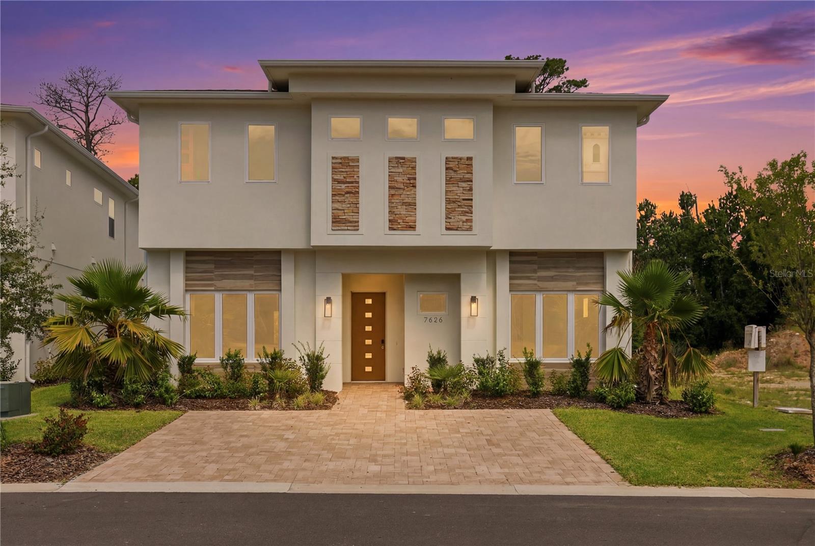 Single Family Residence in KISSIMMEE, FL - Daniel Dourado
