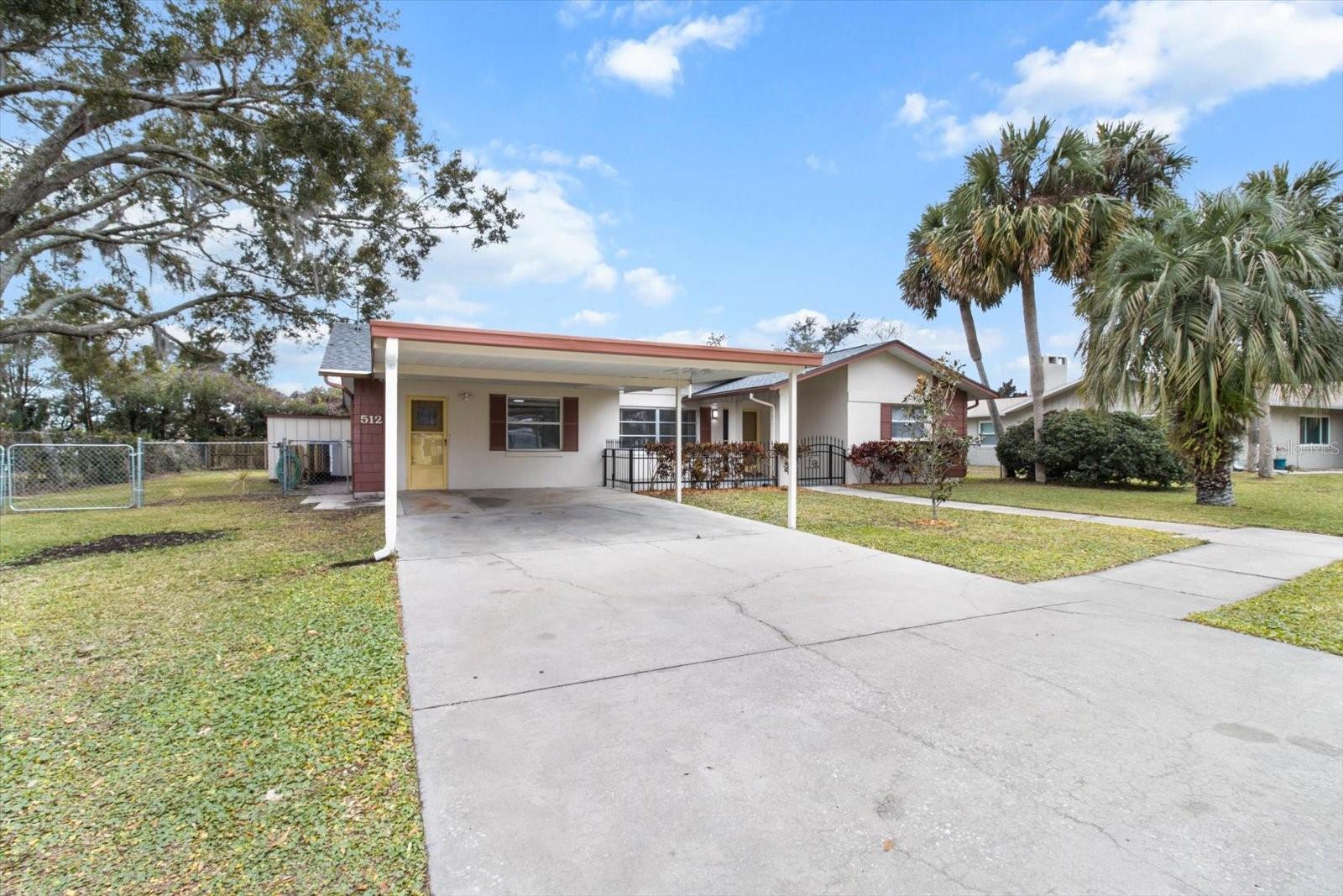 Single Family Residence em CRYSTAL RIVER, FL - Daniel Dourado
