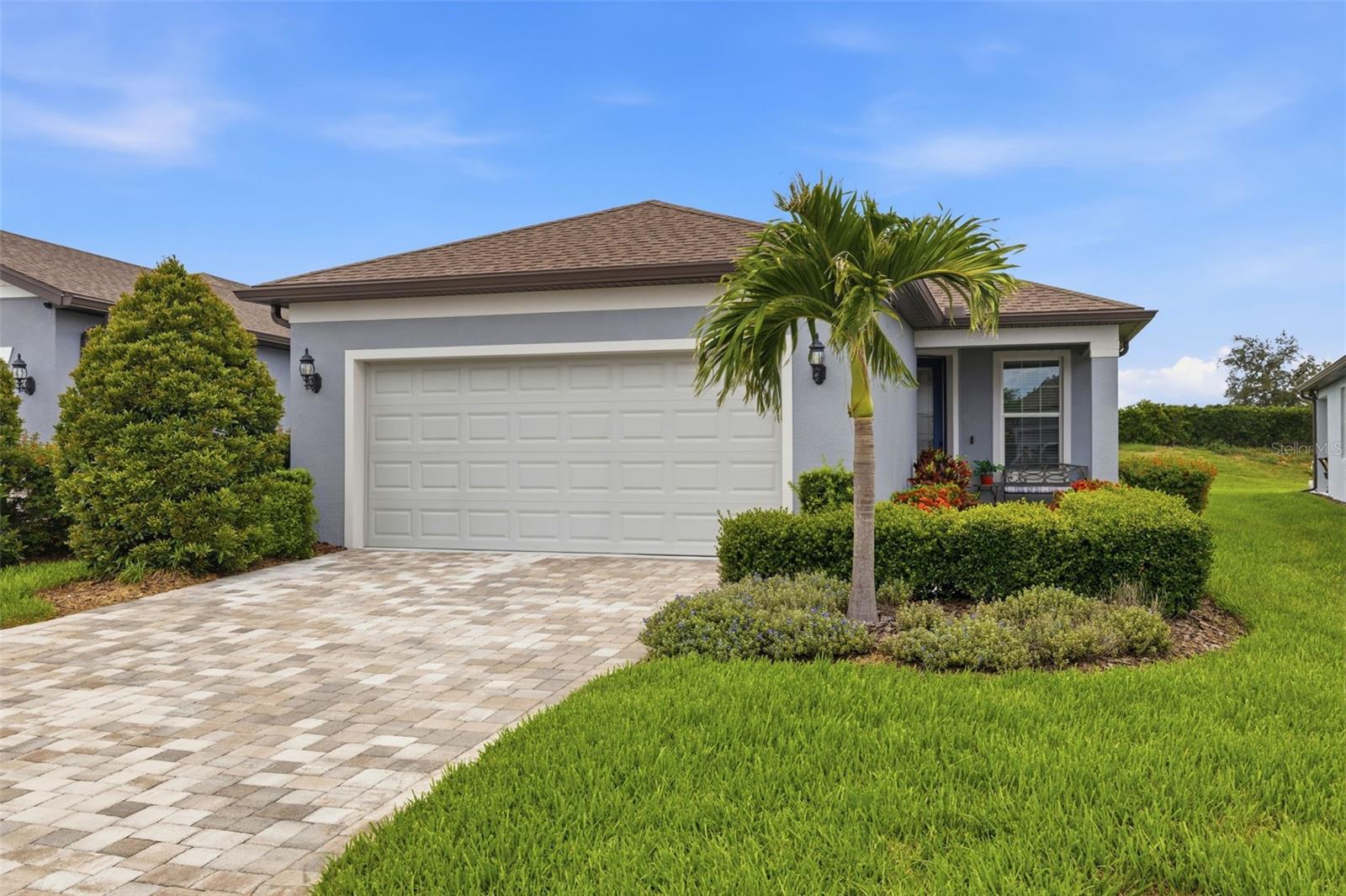 Single Family Residence in PARRISH, FL - Daniel Dourado