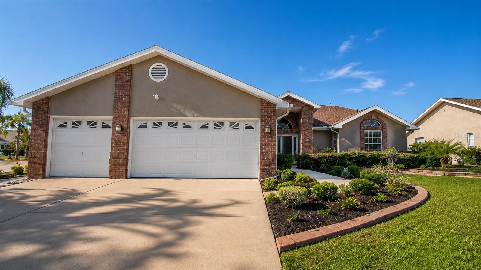 Single Family Residence em SPRING HILL, FL - Daniel Dourado