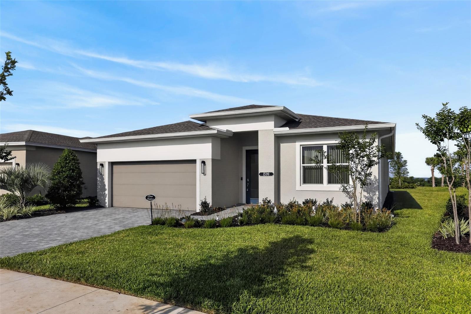 Single Family Residence in TAVARES, FL - Daniel Dourado