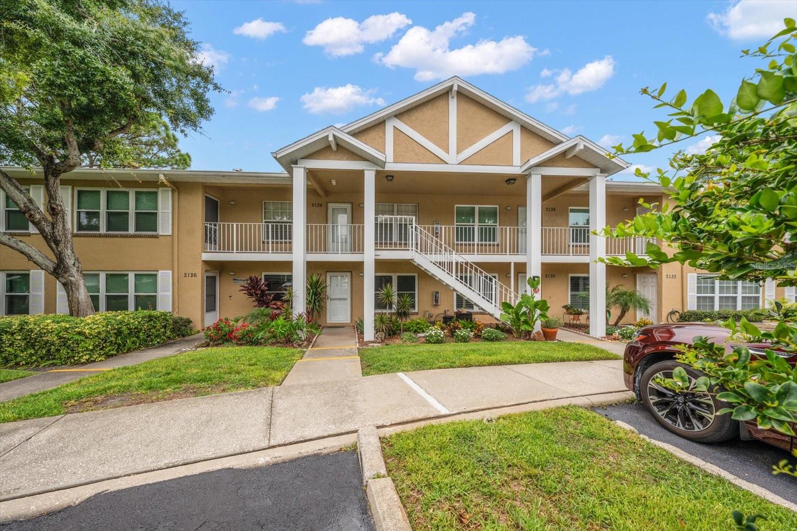 Condominium in DUNEDIN, FL - Daniel Dourado