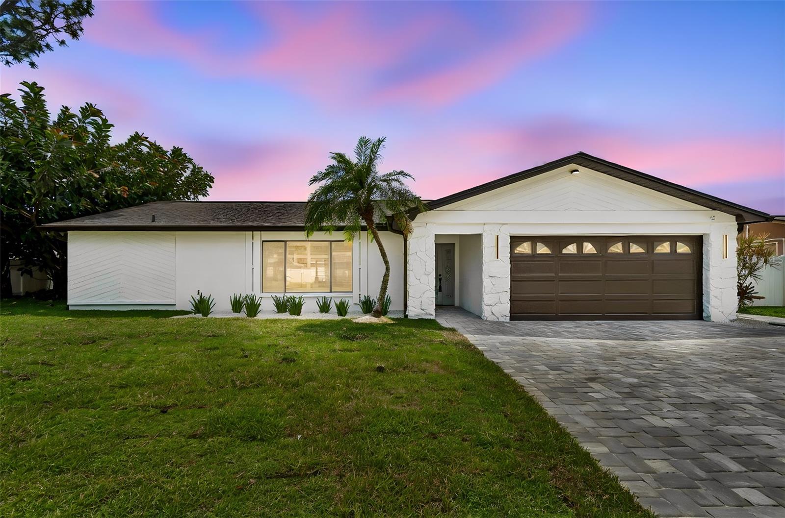 Single Family Residence em LARGO, FL - Daniel Dourado