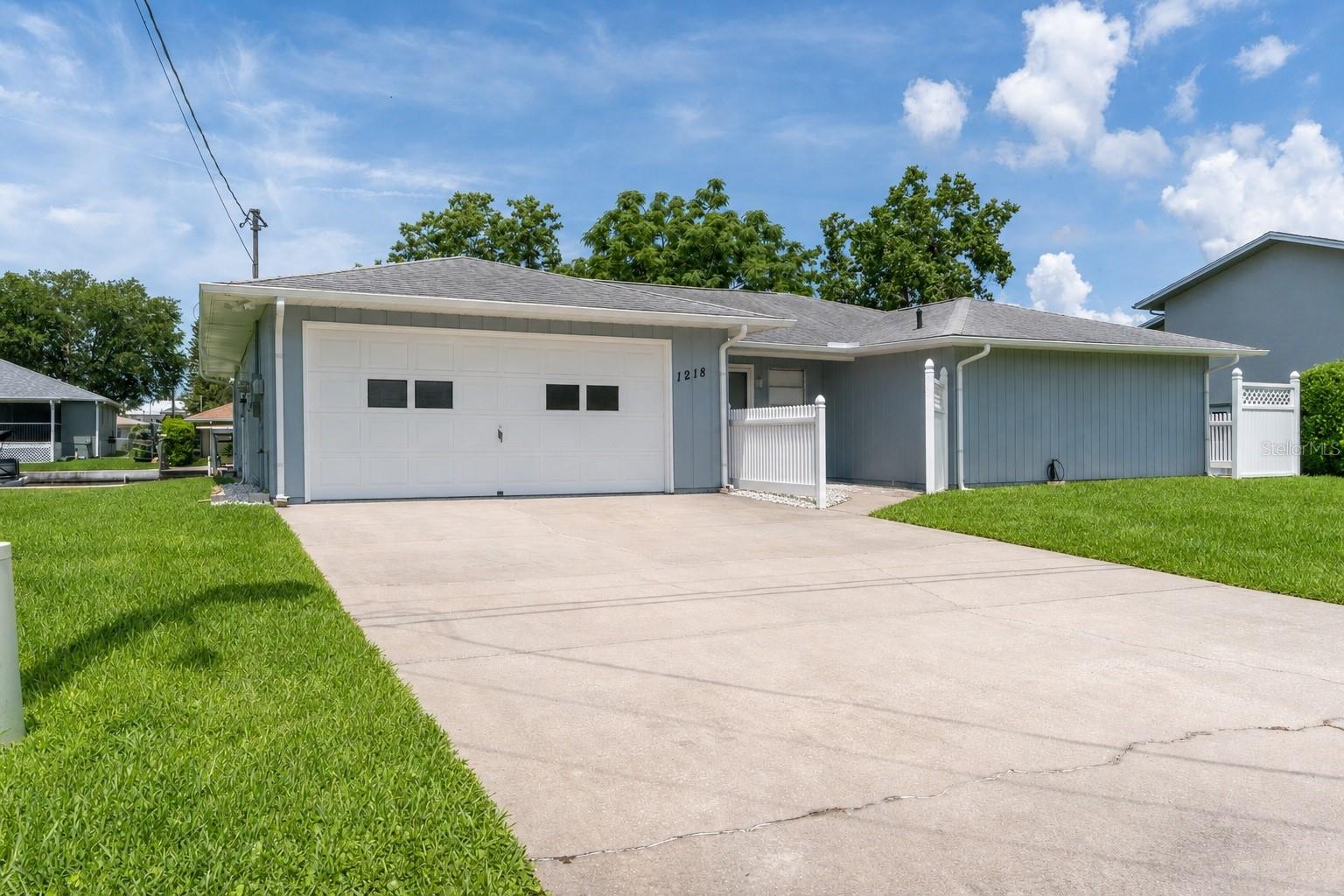 Single Family Residence em CRYSTAL RIVER, FL - Daniel Dourado