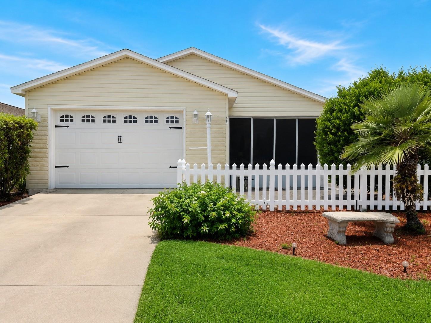 Villa in THE VILLAGES, FL - Daniel Dourado