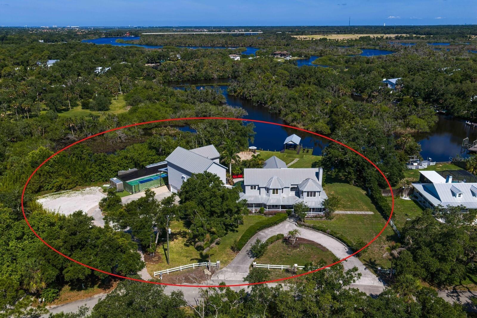 Single Family Residence em BRADENTON, FL - Daniel Dourado