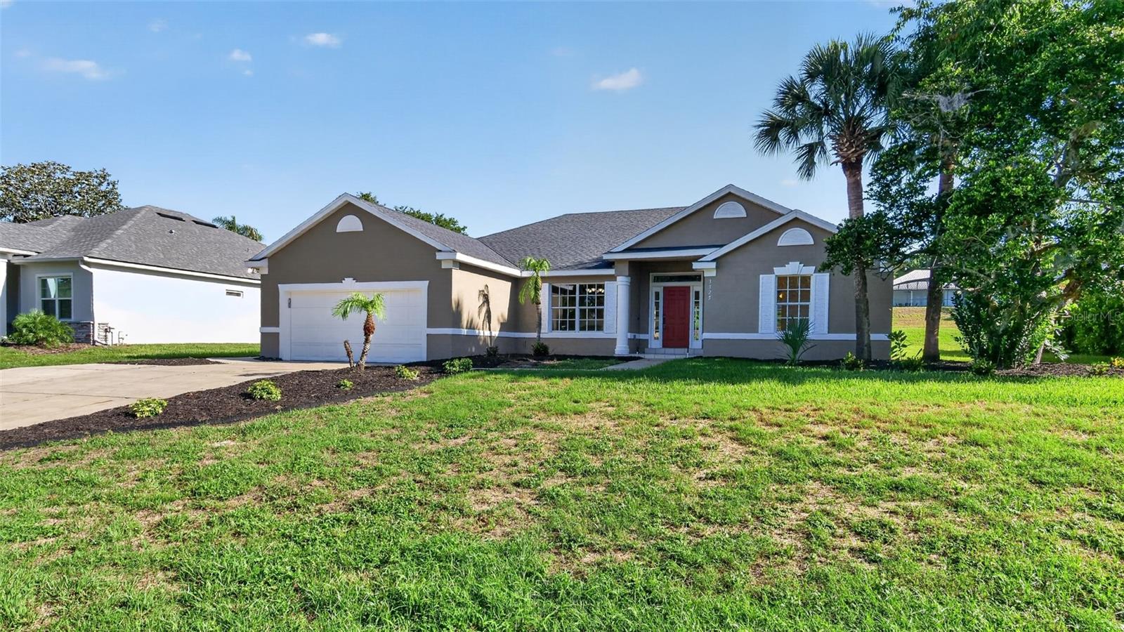 Single Family Residence em EUSTIS, FL - Daniel Dourado