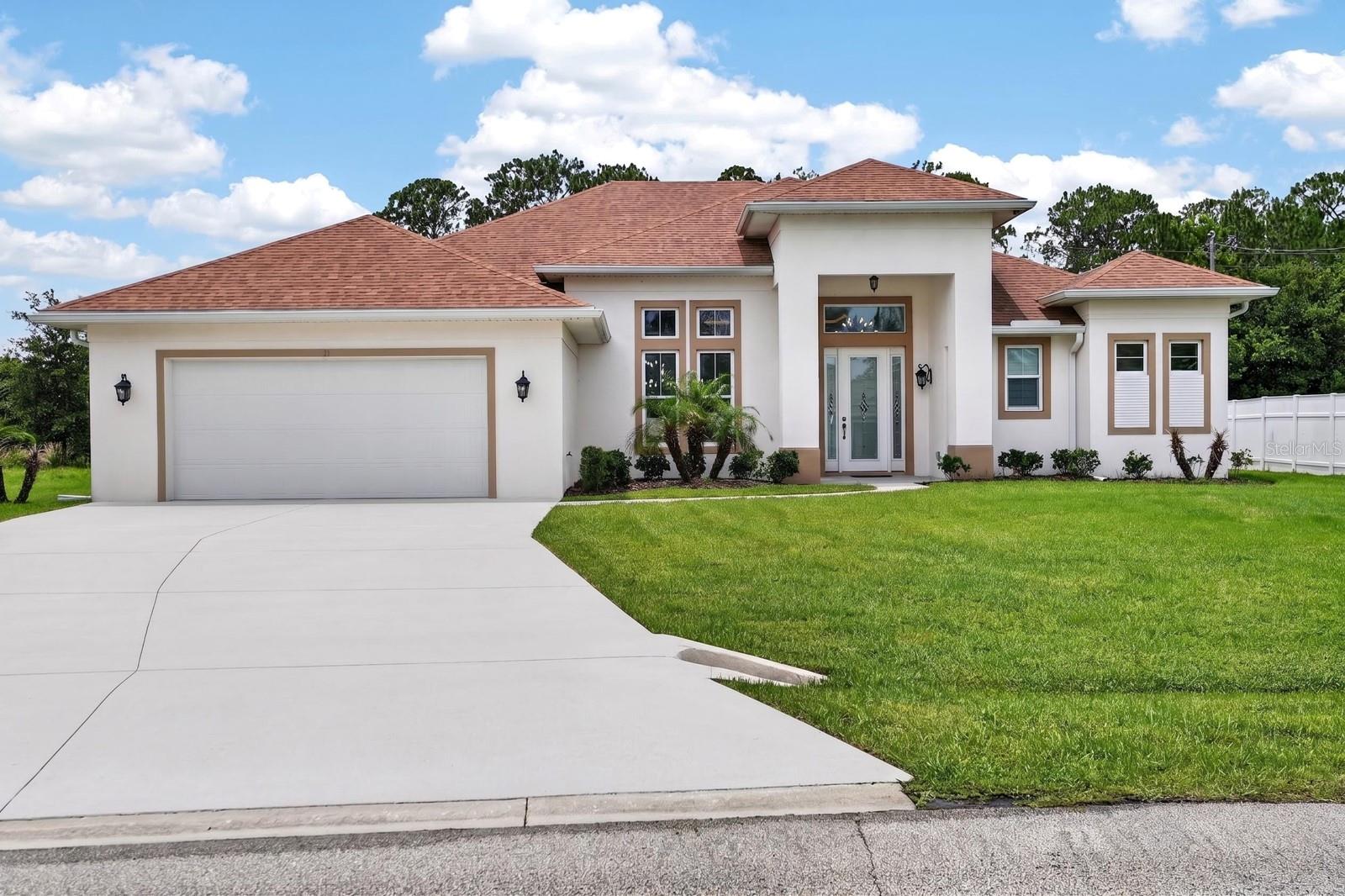 Single Family Residence in PALM COAST, FL - Daniel Dourado