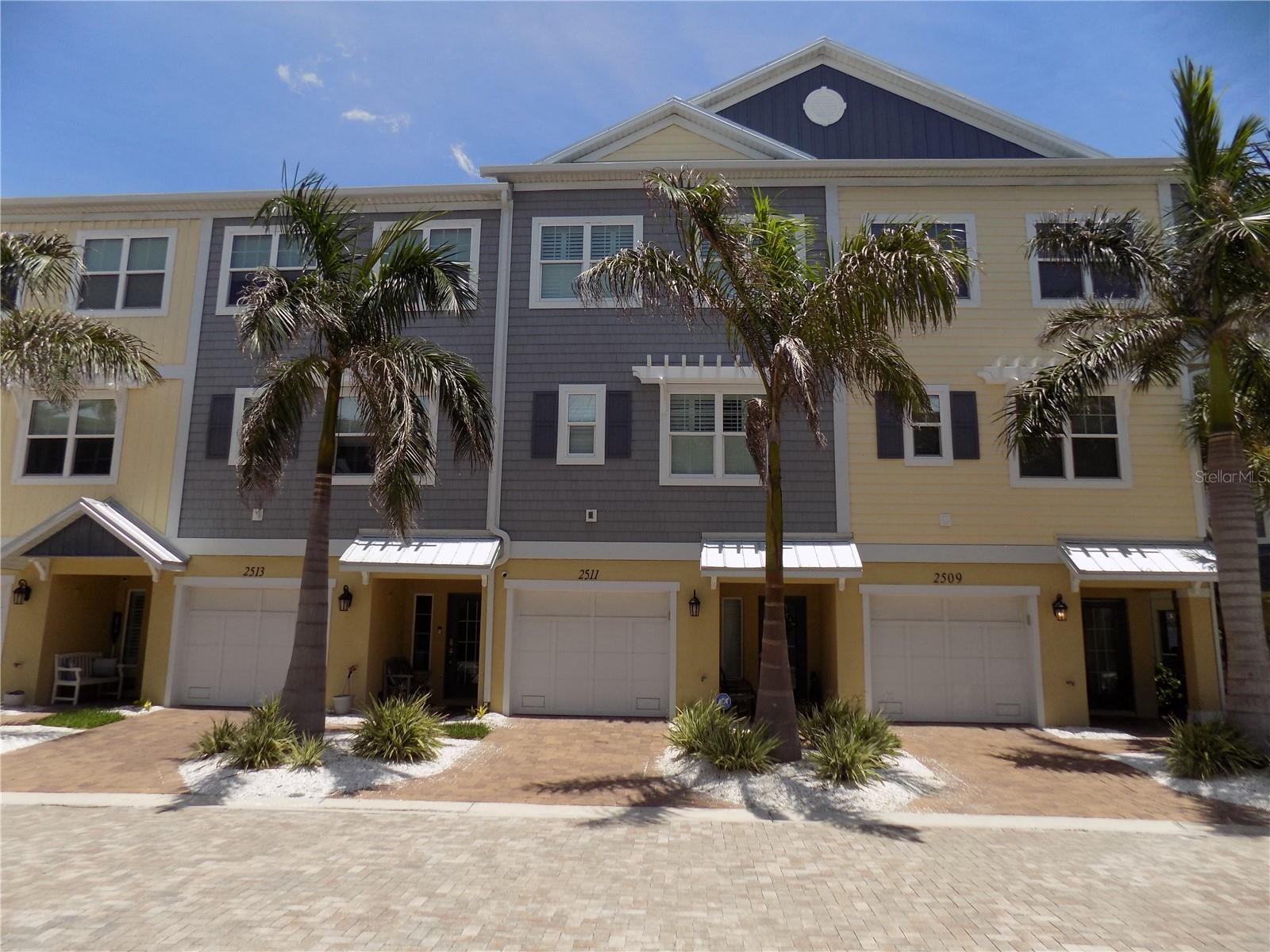 Townhouse in INDIAN ROCKS BEACH, FL - Daniel Dourado