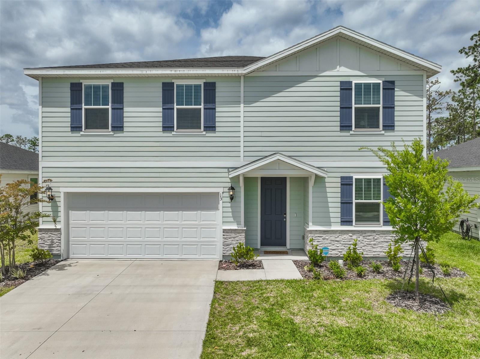 Single Family Residence in PALM COAST, FL - Daniel Dourado